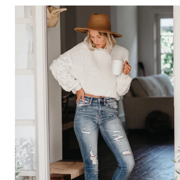 KIMBER Cropped Knit Sweater - Picture 5 of 8